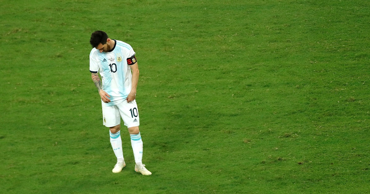 梅西在阿根廷对垒巴拉圭一役，不想再当失意人了。（欧新社）