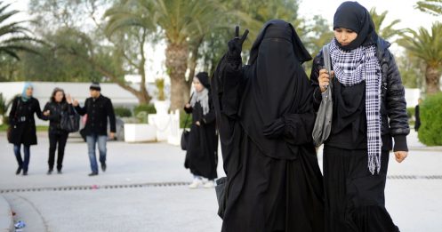 突尼西亚政府机关 禁止穆斯林穿戴尼卡布