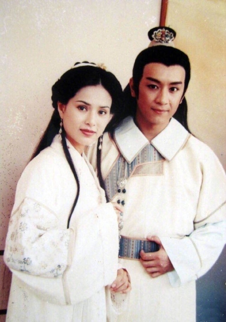 陈浩民与李若彤22年前在《天龙八部》扮演段誉与王语嫣。