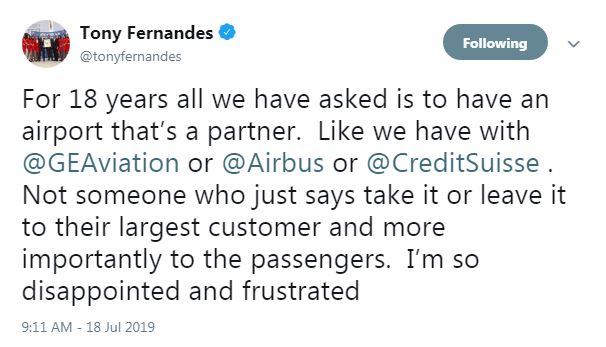 东尼费南德斯在推特向大马机场控股和航委会开炮。（截图取自东尼费南德斯推特）