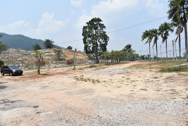 州政府建议把马口殡仪馆，迁至日莱义山下的空地。