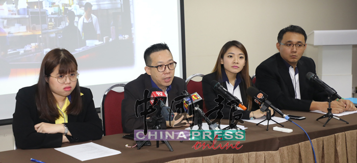 刘薏雯（左起）、黄国辉、黄欣平和林伟宏，针对小学免费餐计划提出建议。