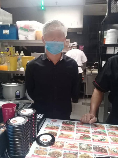华裔男子上班首天便偷走餐厅的钱。