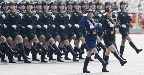 ◤中国国庆70周年◢ 首次出现女将军
