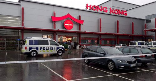 芬兰校园袭击 疑凶长剑砍人 酿1死10伤