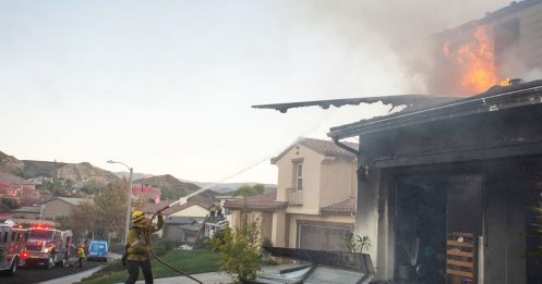 加州林火蔓延 多县区进入紧急状态
