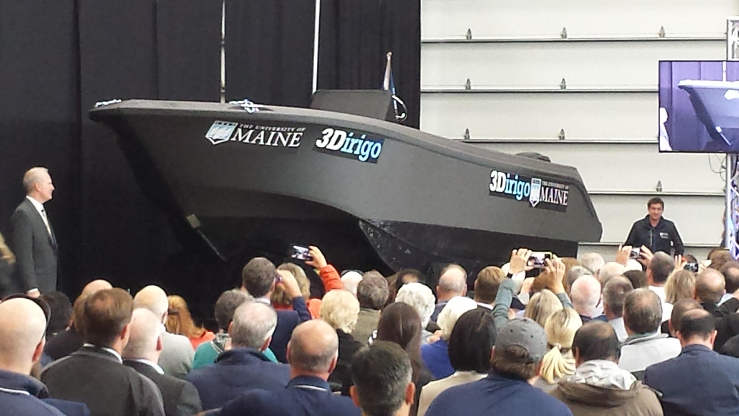 3Dirigo列印船揭幕及下水典礼在奥罗诺举行。