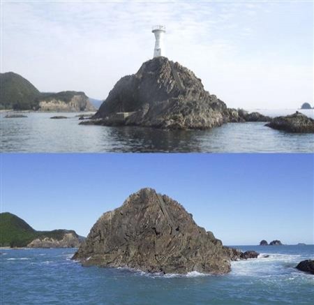 日本三重县纪北町的长岛港一个8.3公尺高的大石灯塔（上），在一夜之间就消失了，现海上仅存礁石（下）。