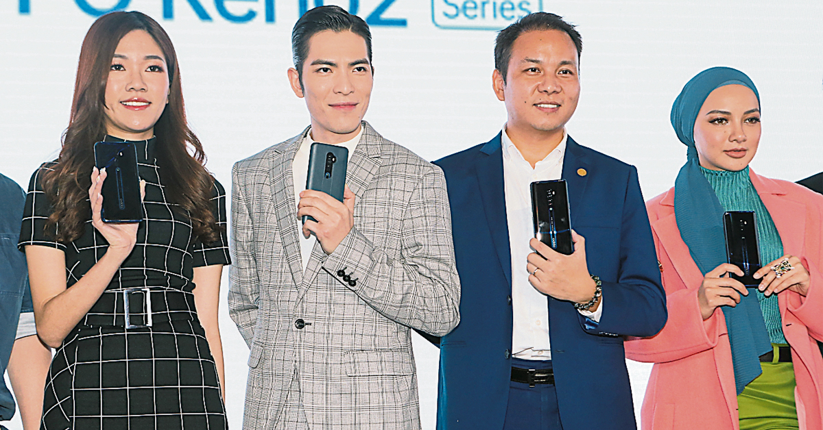 OPPO马来西亚市场营销总监陈璐（左起）、萧敬腾、OPPO马来西亚总执行长龚义及妮罗法一起为全新Reno2系列主持推介。