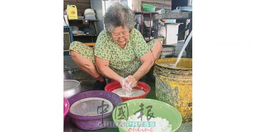 亚洲大陆最“南”之旅（第5篇） 椰浆熬煮浓郁汤汁 铁皮屋叻沙只卖4令吉
