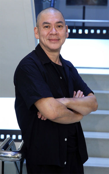 大马导演蔡明亮凭《你的脸》拿下最佳纪录片奖，也是首位获得本届金马奖的大马人。