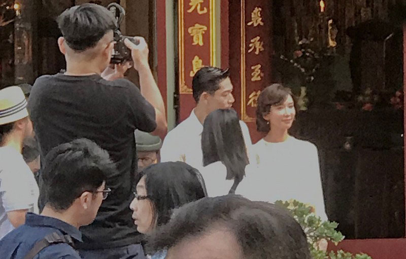 林志玲与老公AKIRA现身吴氏大宗祠彩排婚礼。