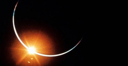 阿波罗12号登月50周年 珍贵日蚀照曝光