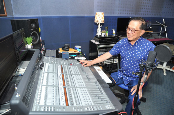 南方歌星的唱片都在公司内的录音室录制完成。