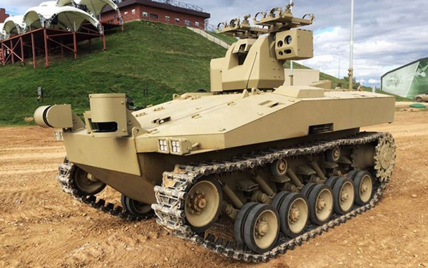 俄罗斯研制的“战友”大型无人坦克。