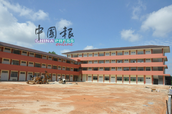 乌鲁干中华小两栋课室及办公室目前已建好。