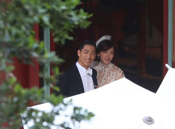 林志玲和AKIRA举行婚宴的前一天先进行彩排。