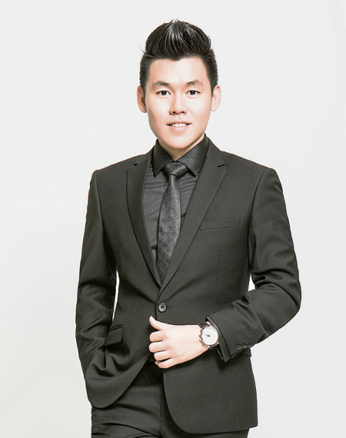 洪俊得靠自己双手的努力改写人生，成为今天出色的大马卓越年轻企业家。