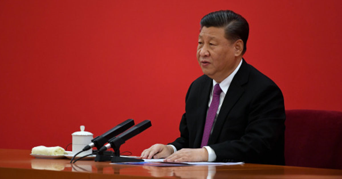 中共政治局捧习近平为“人民领袖”。