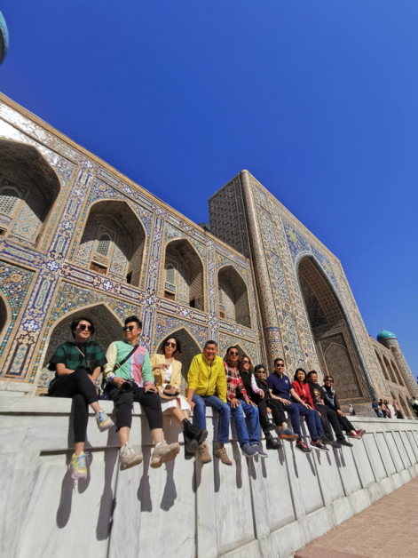 位于撒马尔罕古城 的雷吉斯坦神学院(Registan)，是帖木儿王朝的定都之城。