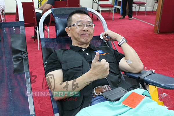 叶燕泉说，他到私人医院捐血遭拒绝，让他感觉受到歧视。