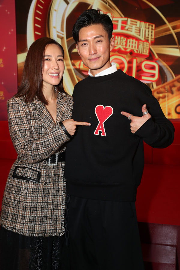 陈山聪和李施嬅凭《金宵大厦》各获3项提名。