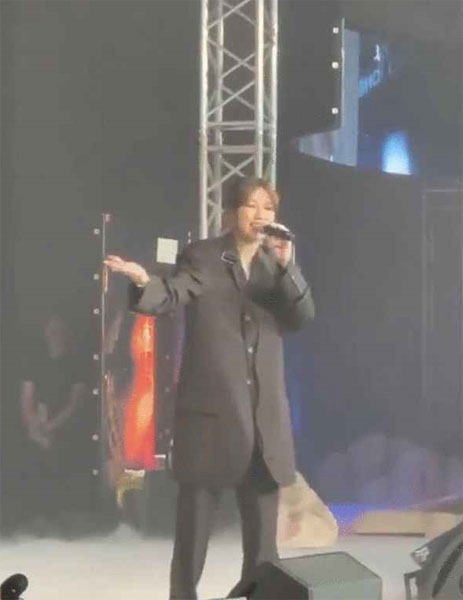 台湾“天生歌姬”A-Lin为嘉宾献唱《大大的拥抱》。