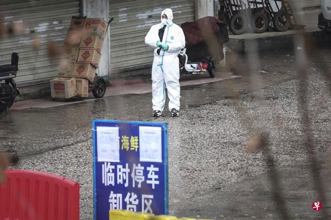 图为被怀疑是武汉肺炎疫情源头的华南海鲜市场。（档案照）
