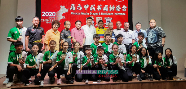 健儿们在全国新秀嘉年华武术锦标赛（第二系列）成功夺得16金9银6铜佳绩。