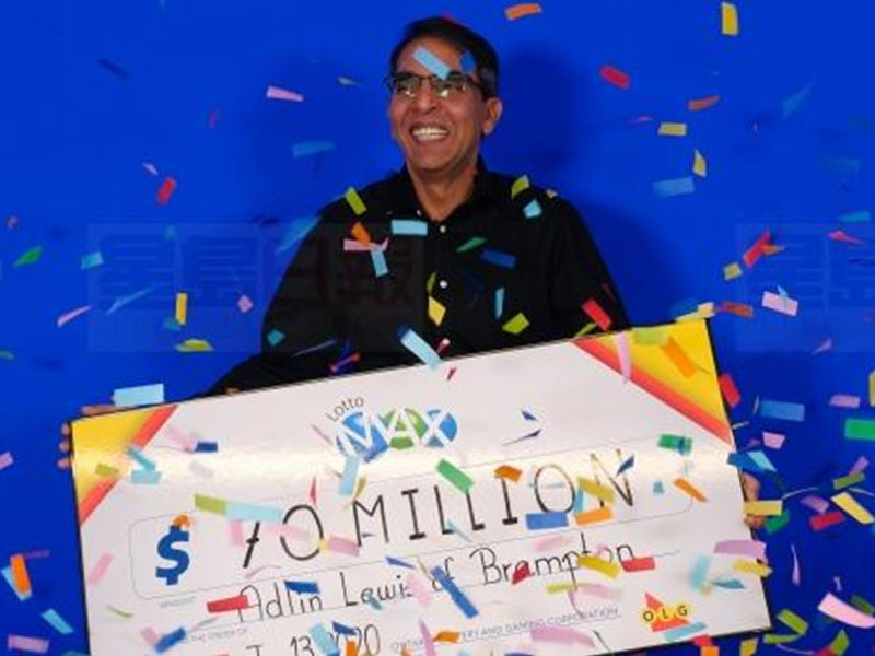 劉易斯奪得7000萬加元彩票巨獎。