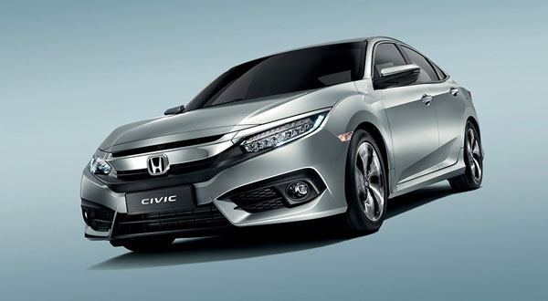 小改款Honda Civic，加入了本田汽车的Honda Sensing安全行车系统。
