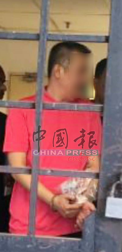 华裔商人涉嫌贿赂警官，遭到吉打反贪会逮捕调查。