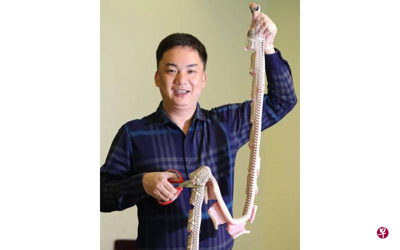 广州榕记餐饮管理有限公司董事长王国辉说，蛇肉有驱风除湿之效。
