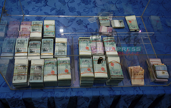 关税局起获50万令吉的马币和泰铢现钞。