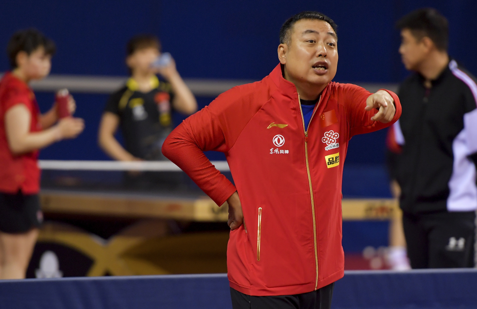 世乒赛展期，中国乒协主席刘国梁可要重新调整球队的备战计划了。（新华社）