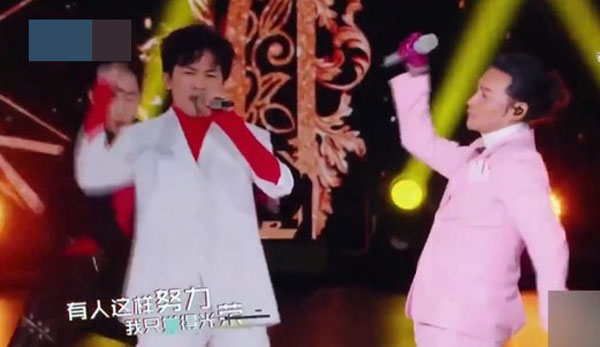 苏有朋、陈志朋合体演唱《谢谢侬》。