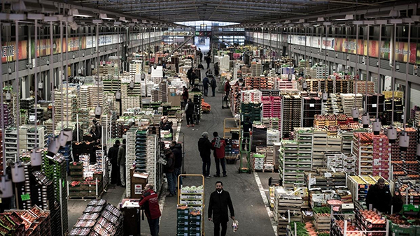 法国巴黎南郊的翰吉斯国际市场，是世界最大的食品批发市场。