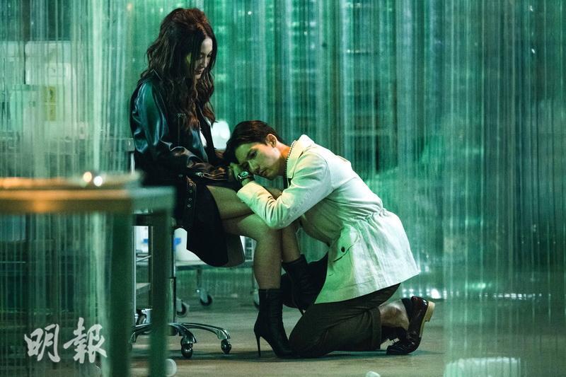 温碧霞、关智斌在新戏《堕落花》中演绎一段破格的姊弟关系。