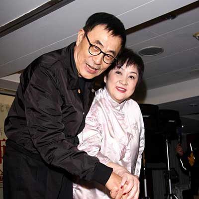 1979年结婚，8年后离婚， 甄珍与刘家昌为儿子演了三十多年夫妻。