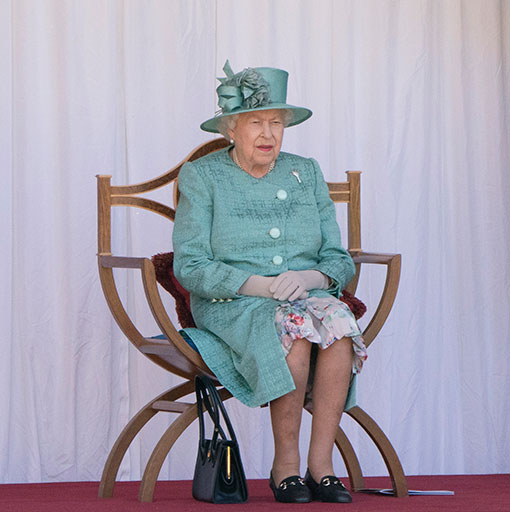 英女王伊丽莎白二世周六出席阅兵庆典。（美联社）