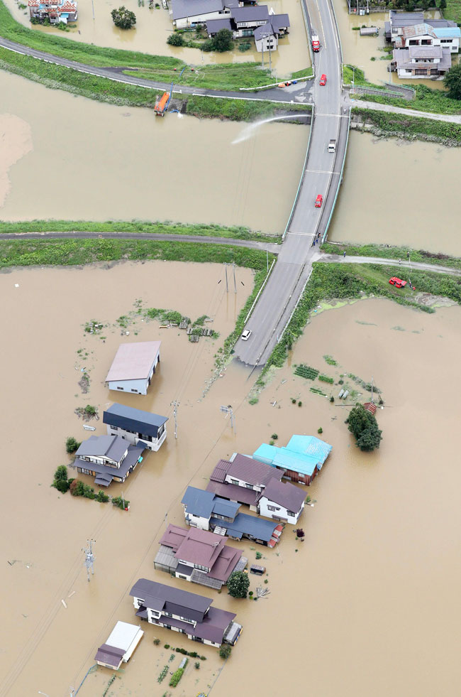 山形市大石田町部分住宅淹水。（美联社）
