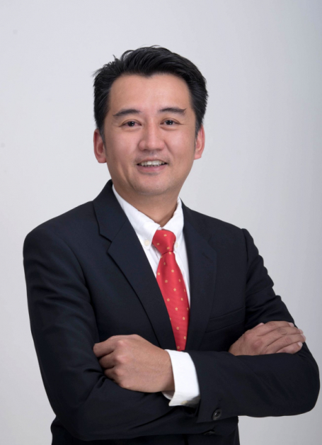 吴俊兑当选新届主席。