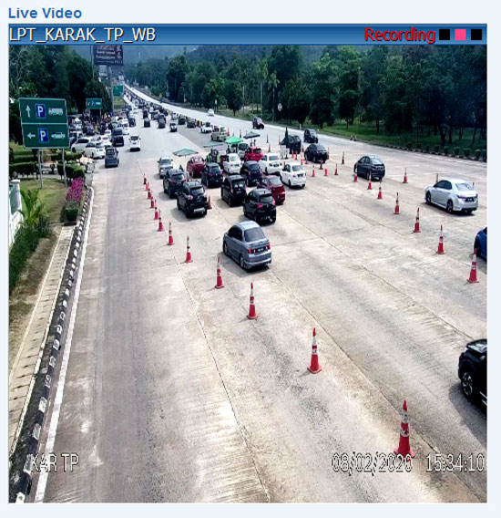 加叻大道联增往西方向交通严重堵塞。