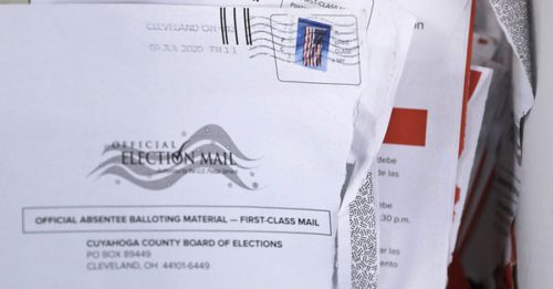美西邮筒频遭拔 疑阻挡邮寄投票