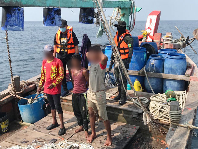 普通行动部队雷厉风行，涉及贩卖及走私活动的渔民和非法移民全数落网！