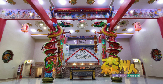 瓜拉芦骨西天娘娘宫天殿。