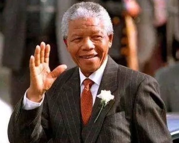 南非已故前总统、民权领袖曼德拉。