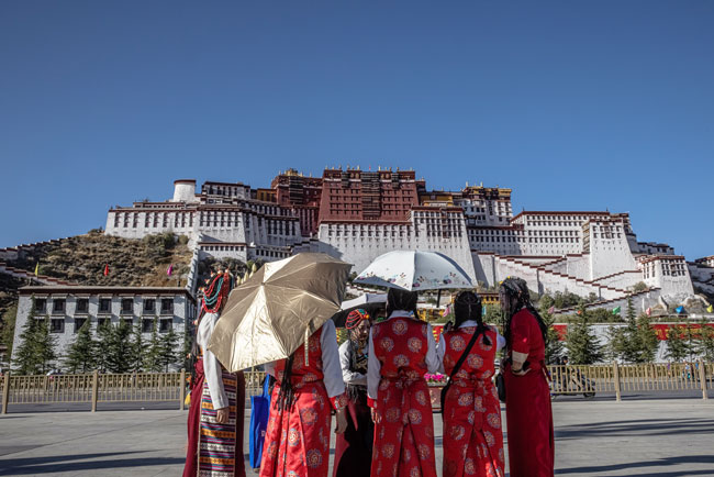 西藏自治区首府拉萨是中国深受欢迎的景点之一。（欧新社）