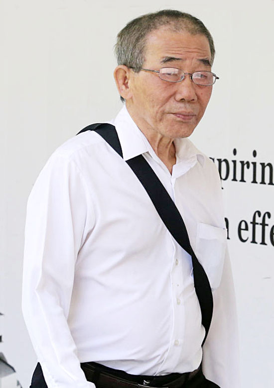 被告林亚峇涉在中医诊所里非礼女病患， 他不认罪，案件昨日开审。（档案照）