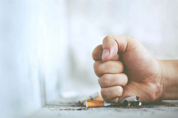 疫情大流行意外让戒烟成功人数翻倍。
